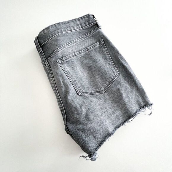 Old Navy // High Rise with secret slim pockets // Black acid wash // Size 12 - Picture 10 of 10